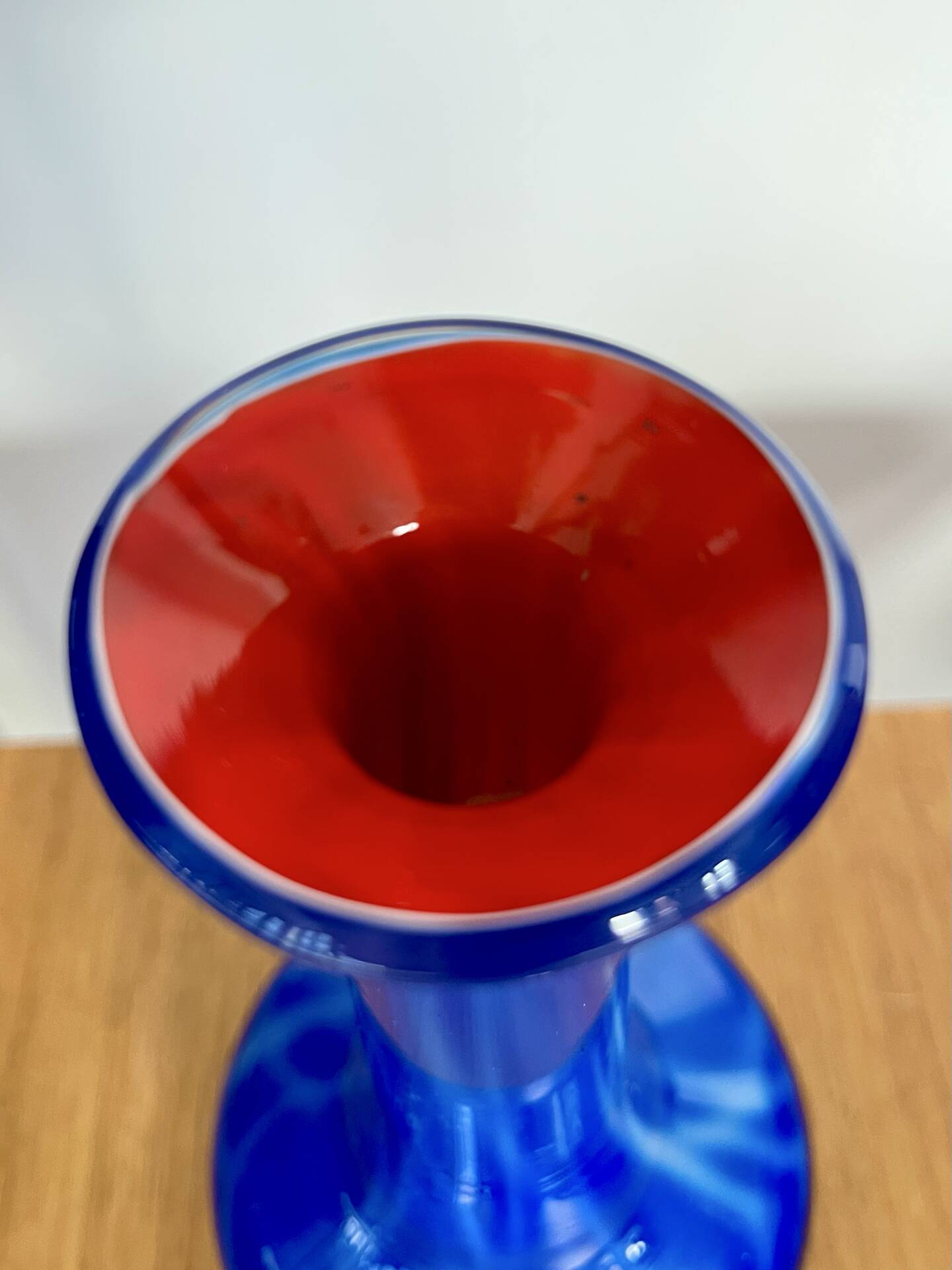 Multilayer blue/white/red soliflore vase