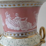 Porcelain of Sèvres Medici of the 19th century