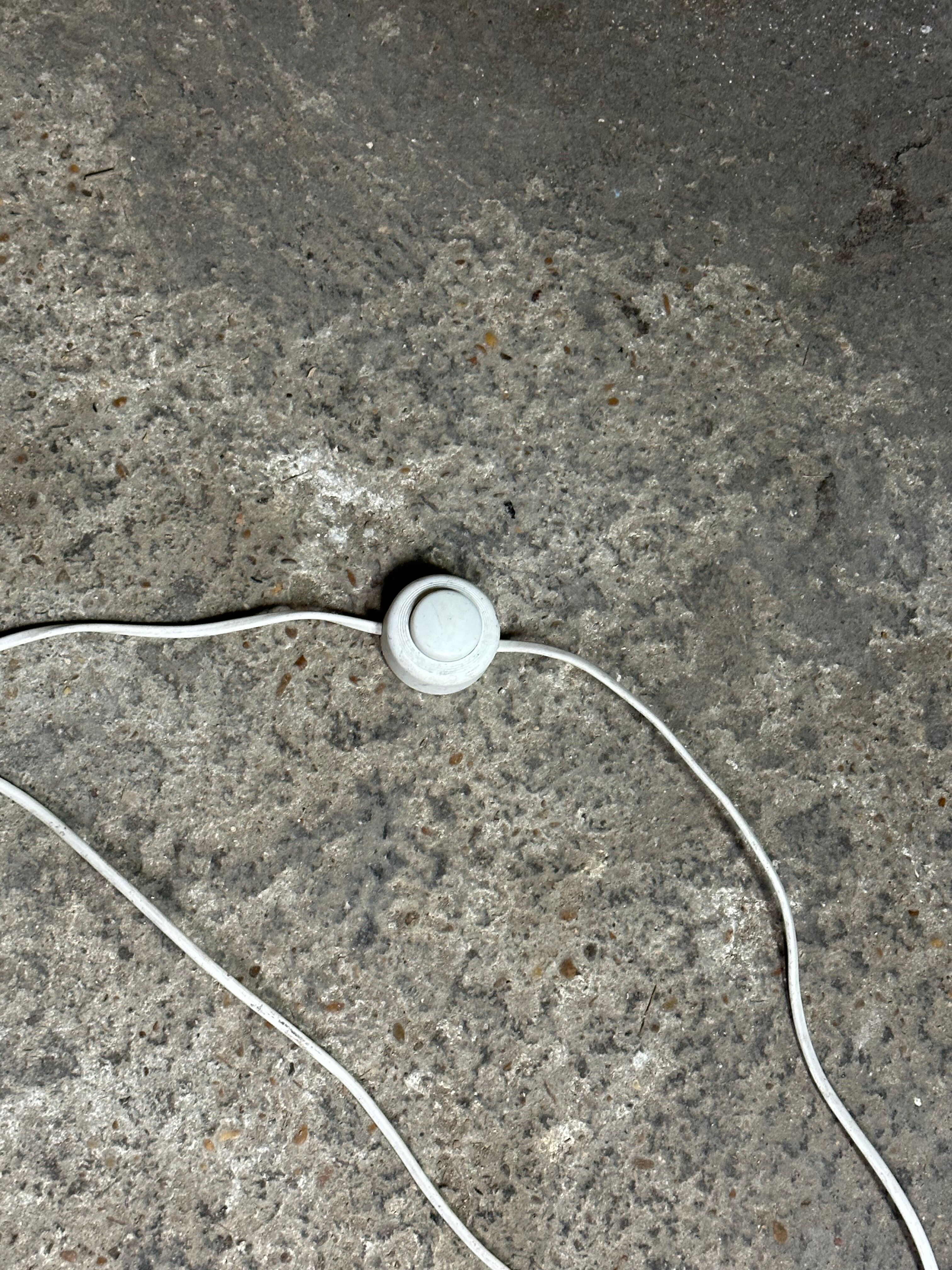 Lamps (set of 2) vintage 80'S in plaster and rattan lampshade