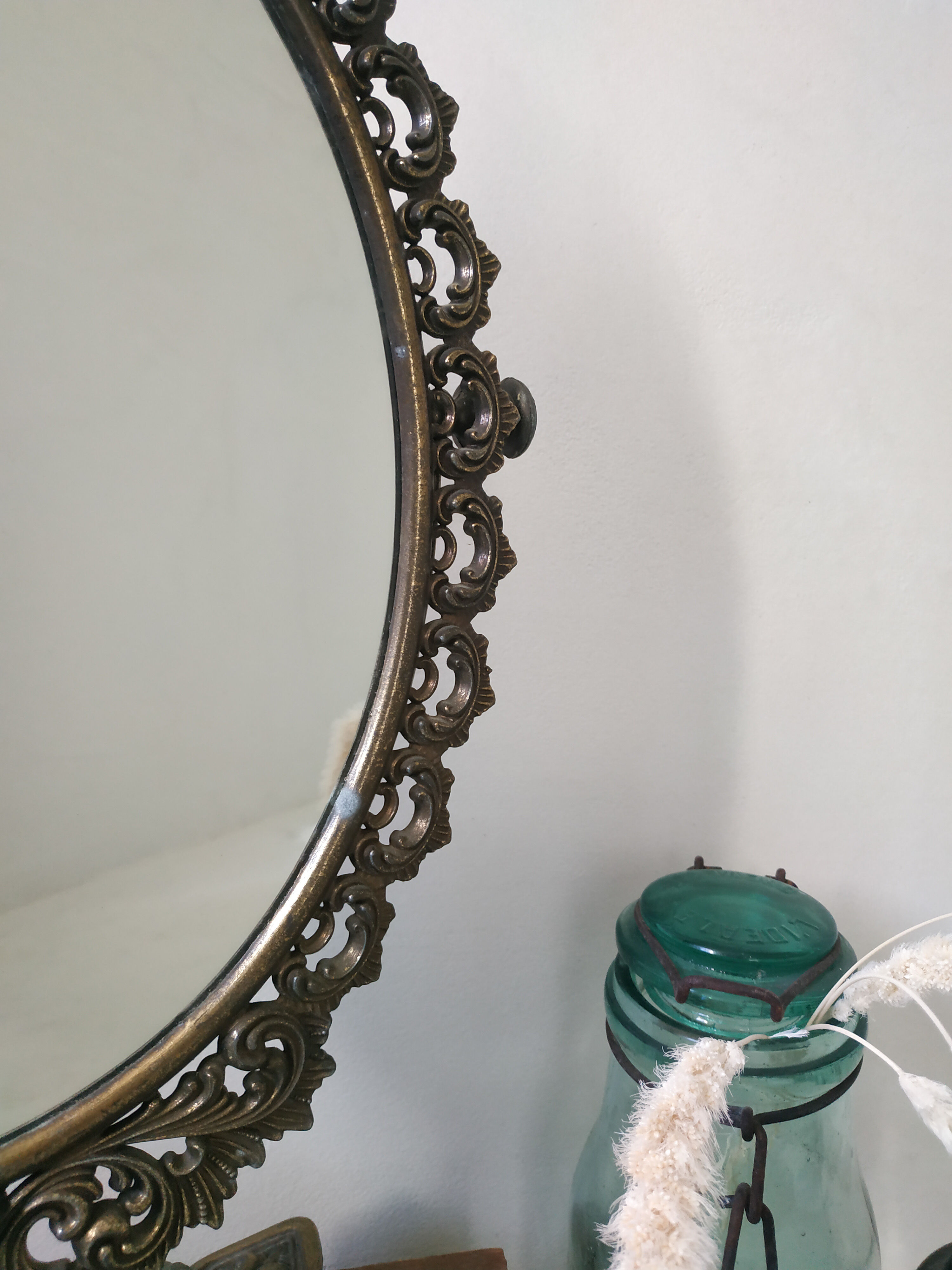 Old mirror on foot metal 30x46cm