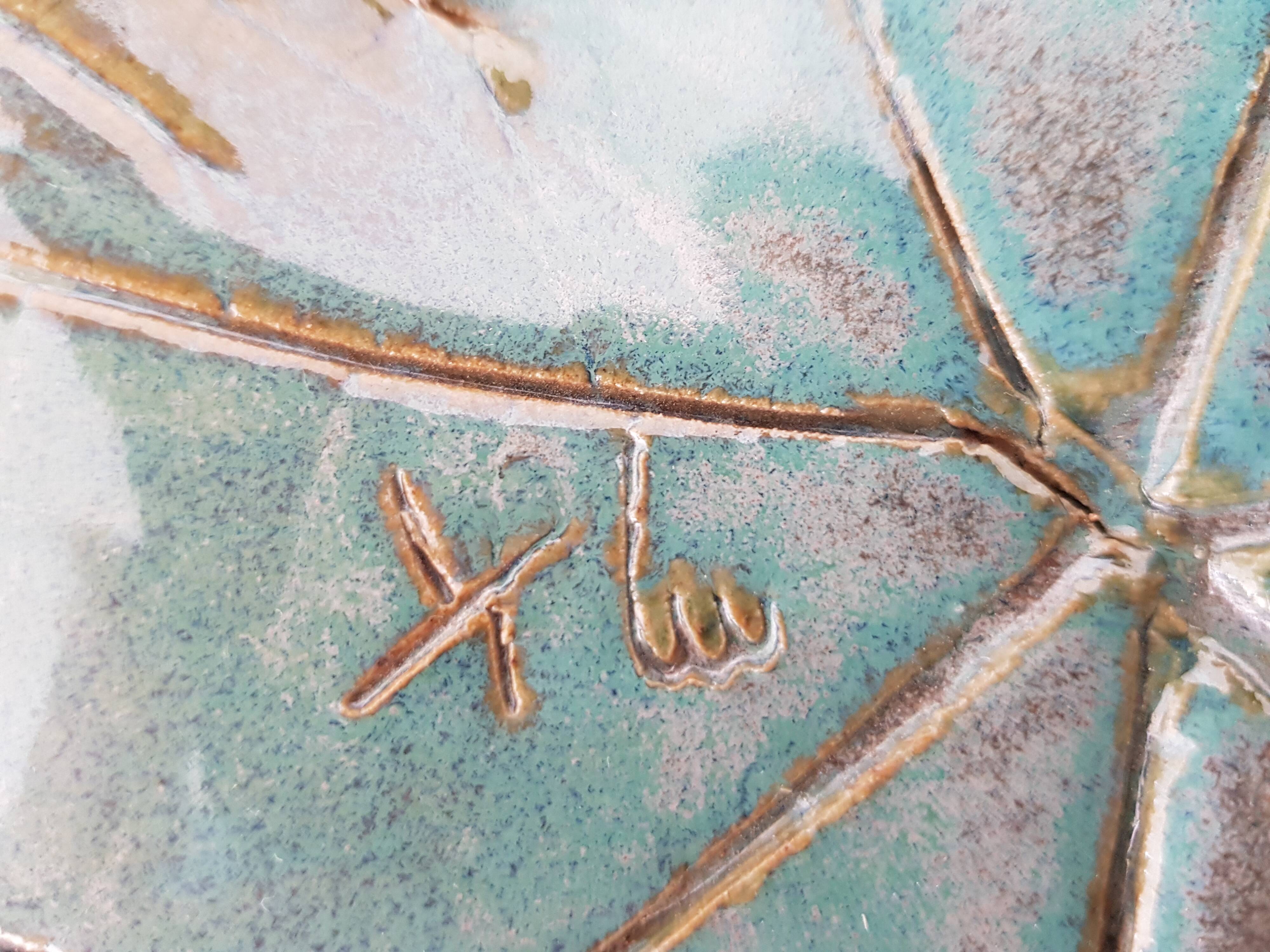 Ceramic Dish Vine Leaf Signature to identify X Luc (40cm)