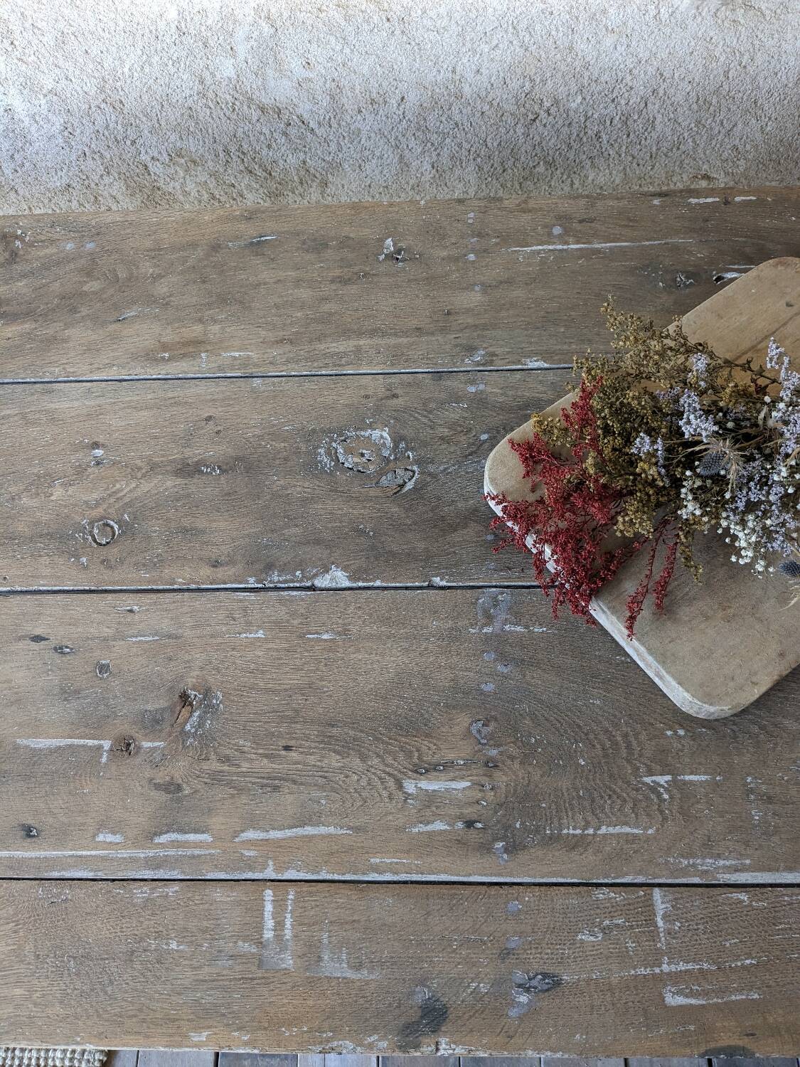 Large farm table for 10 people