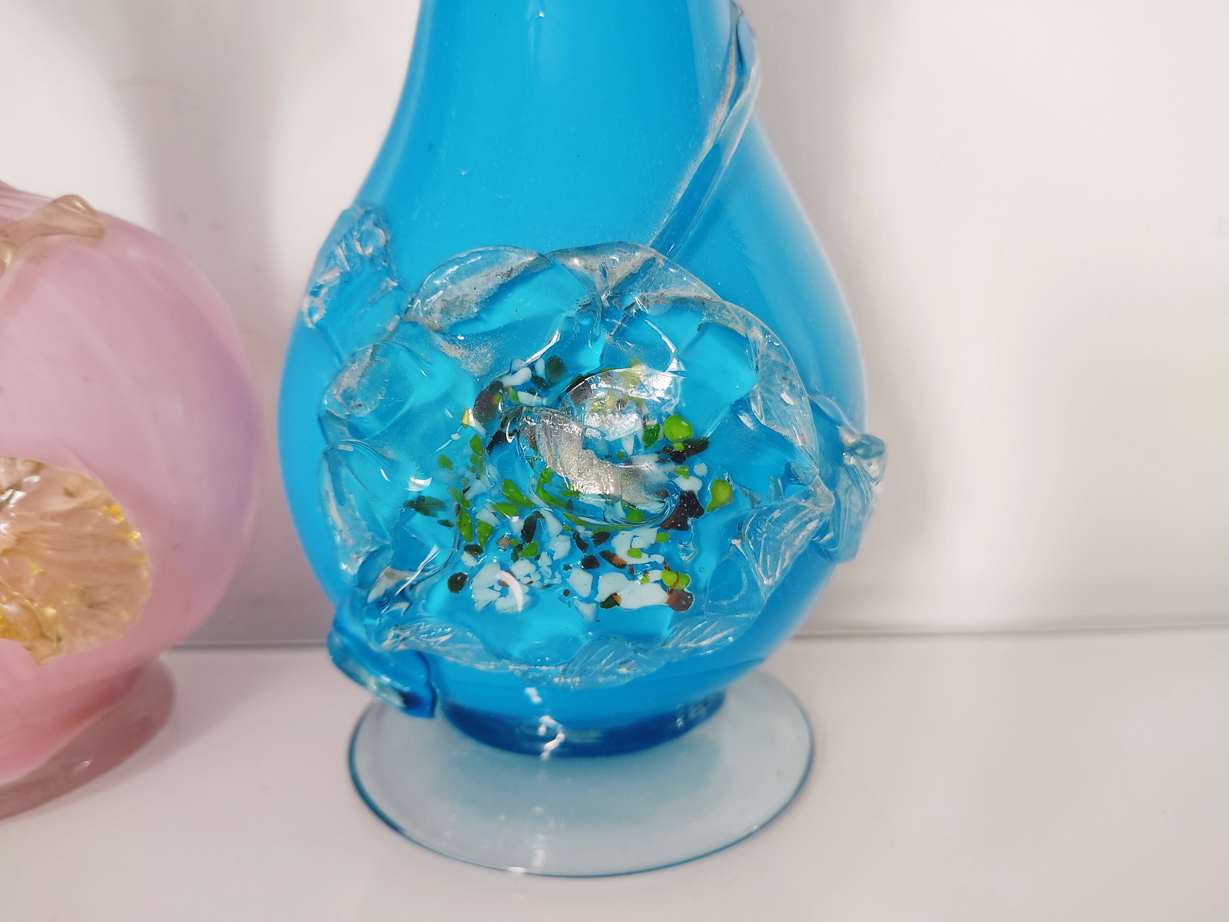 Ensemble de deux vases de Murano fleurs en relief