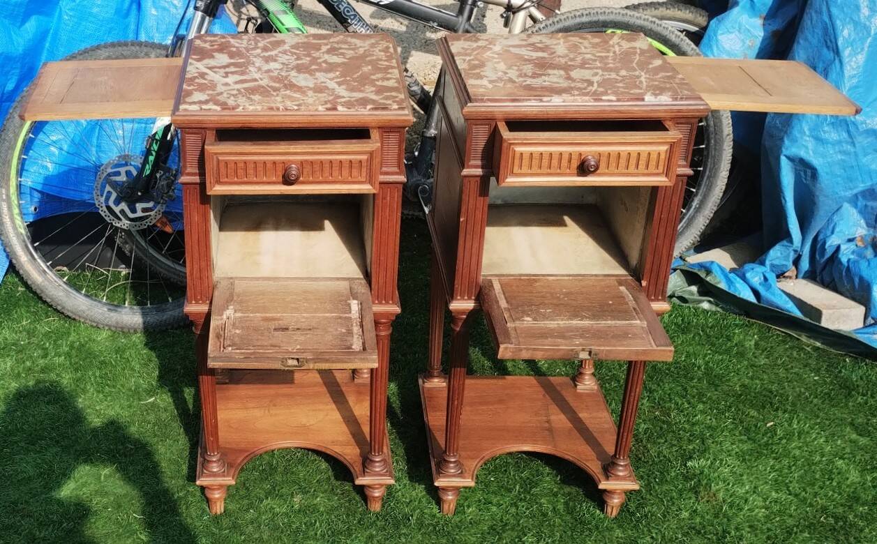 2 solid wood bedside tables