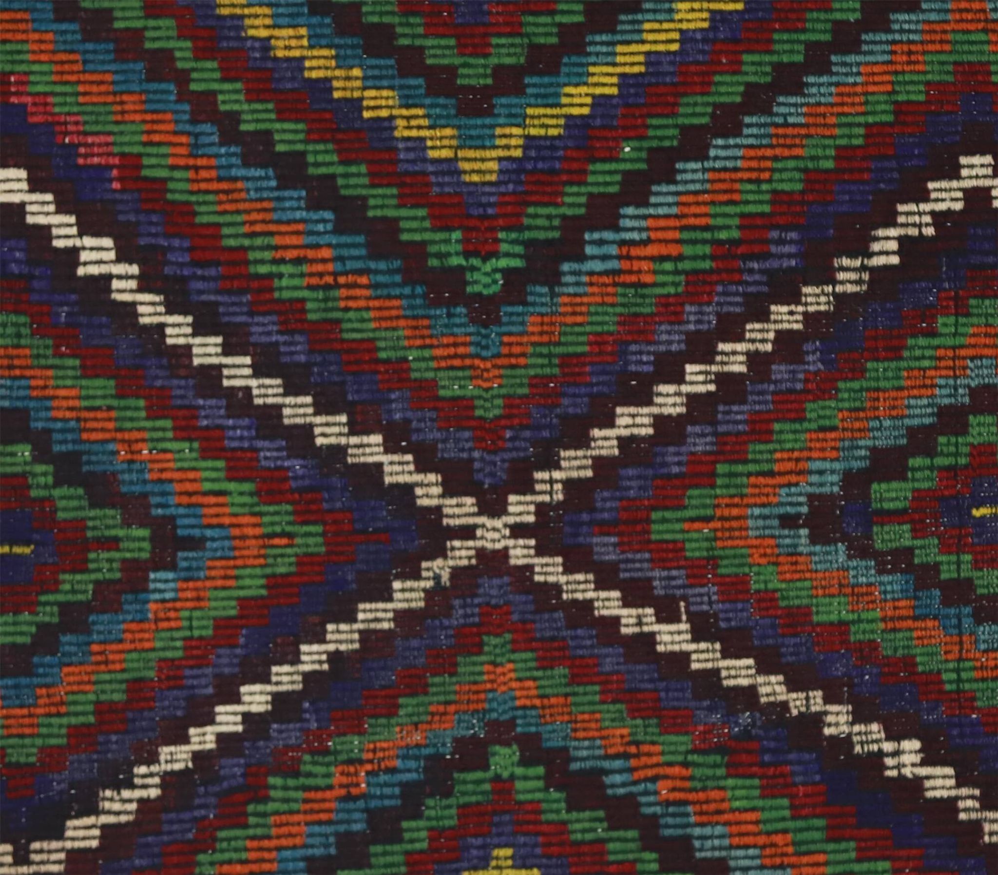 Handwoven Vintage Rug – Natural and Elegant 180x 251 cm