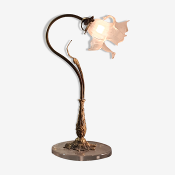 Lampe rocaille bronze et laiton art nouveau tulipe forme libre