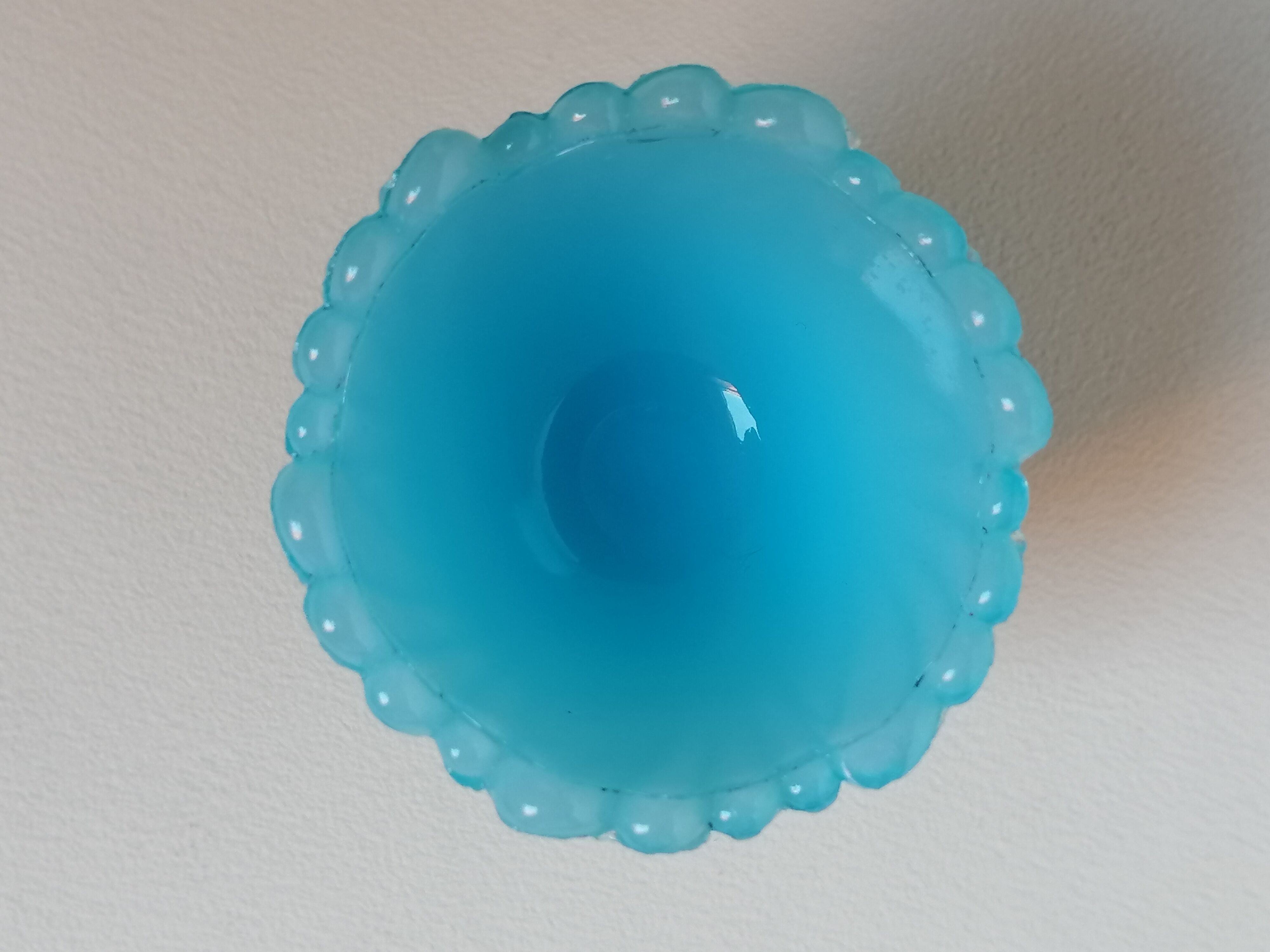 Coquetier opaline