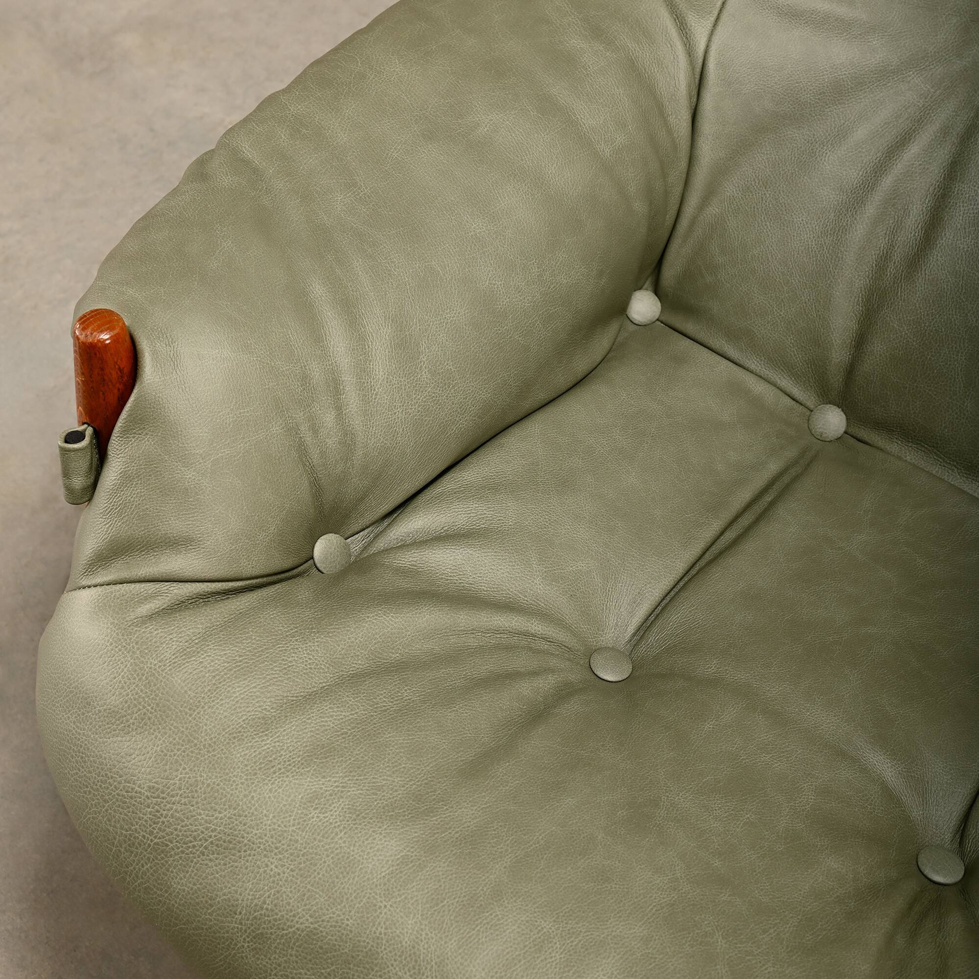 Lounge Chair in the manner Sergio Rodrigues and Jean Gillon, Oak / Leather