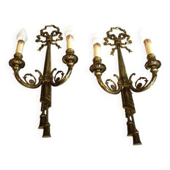 Pair of wall sconces in gilded bronze, Louis XVI style.