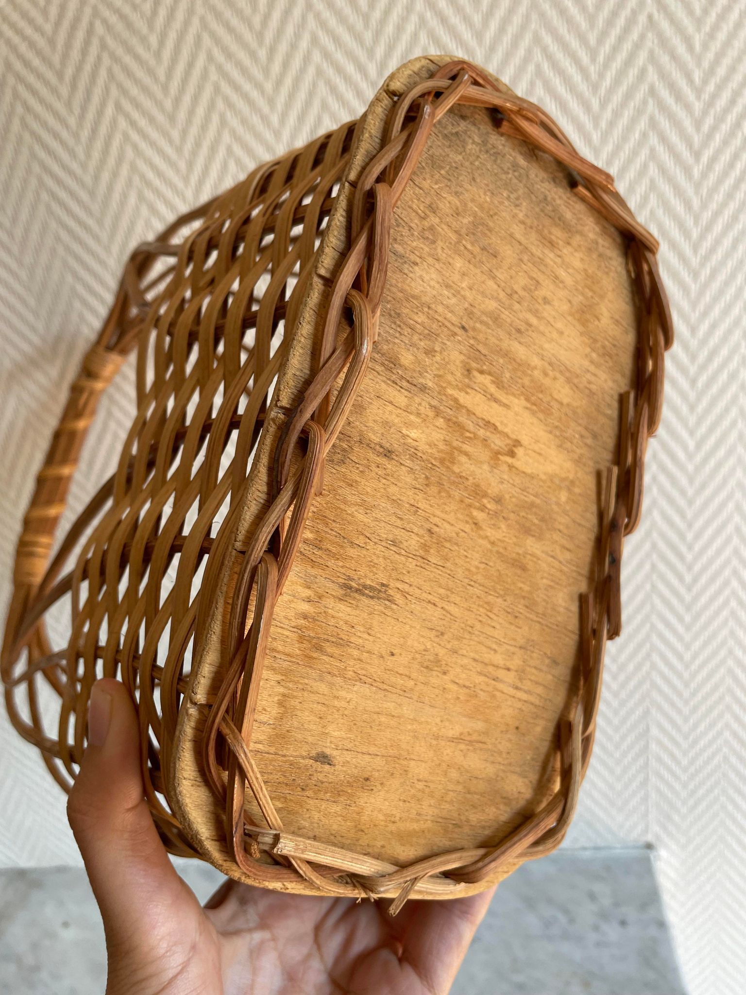 Wooden wicker basket