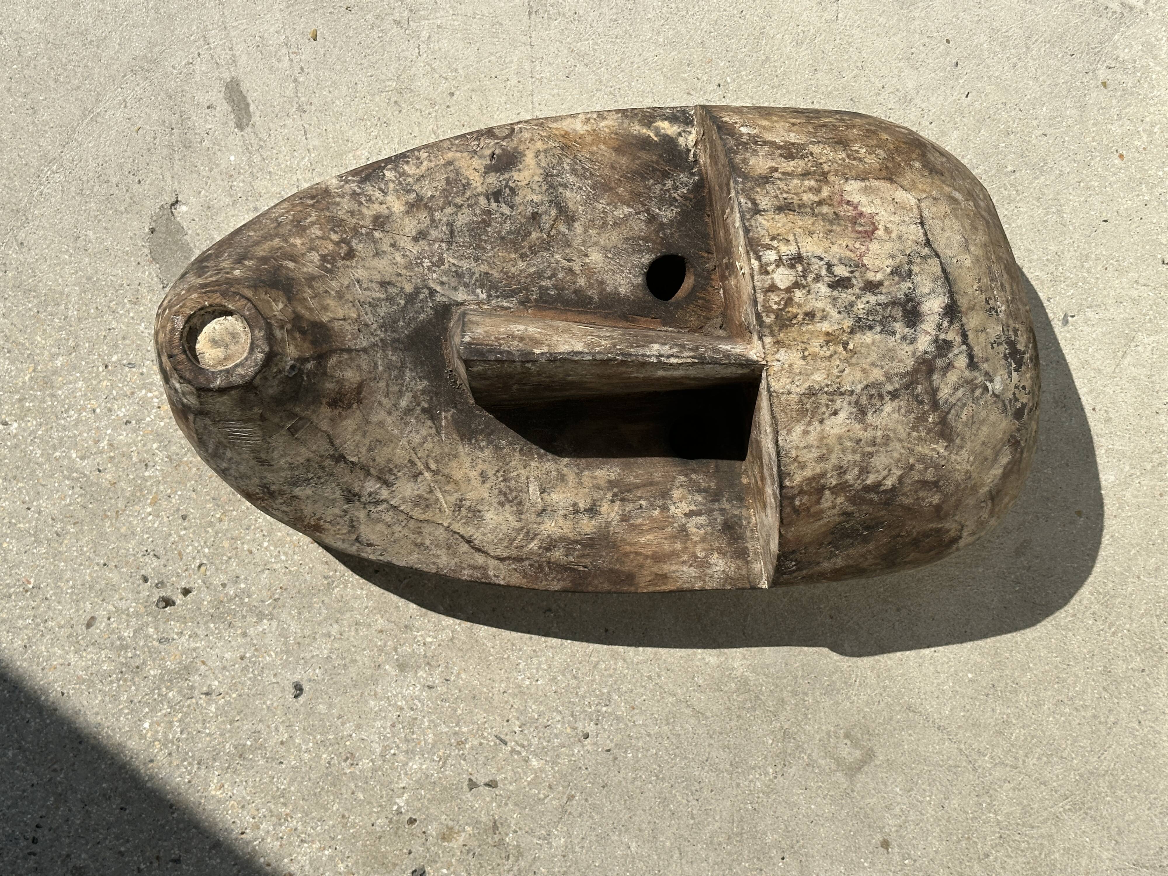 Large Timor mask in patinated wood H:50cm (2)