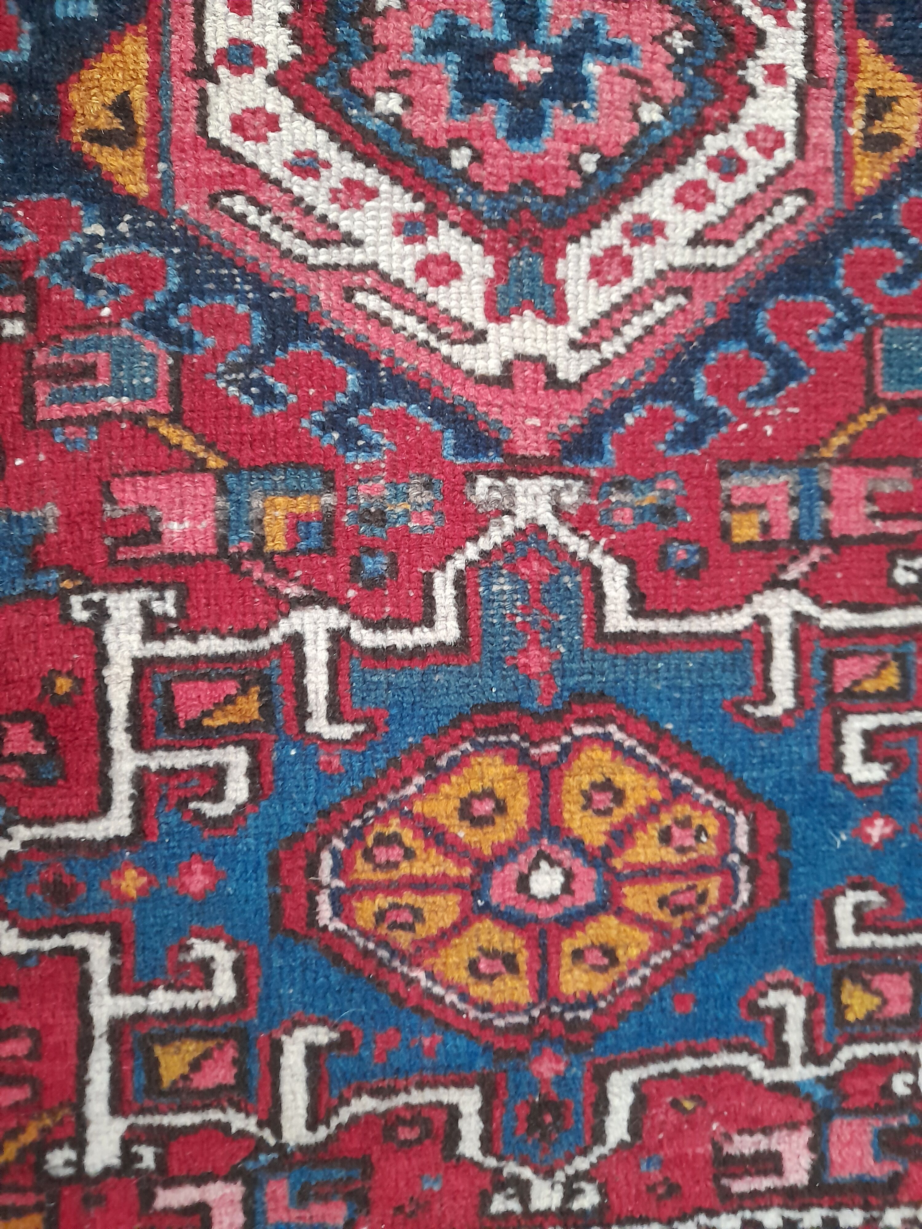 Vintage rug, 126x95 cm