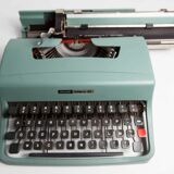 Olivetti Lettera 32 typewriter revised and new ribbon