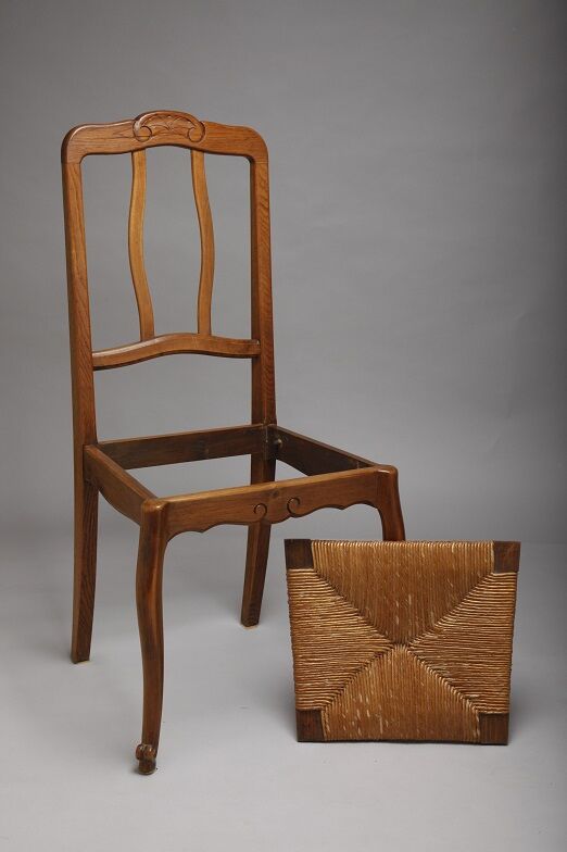 Solid oak chair inspired by Louis XV/regency