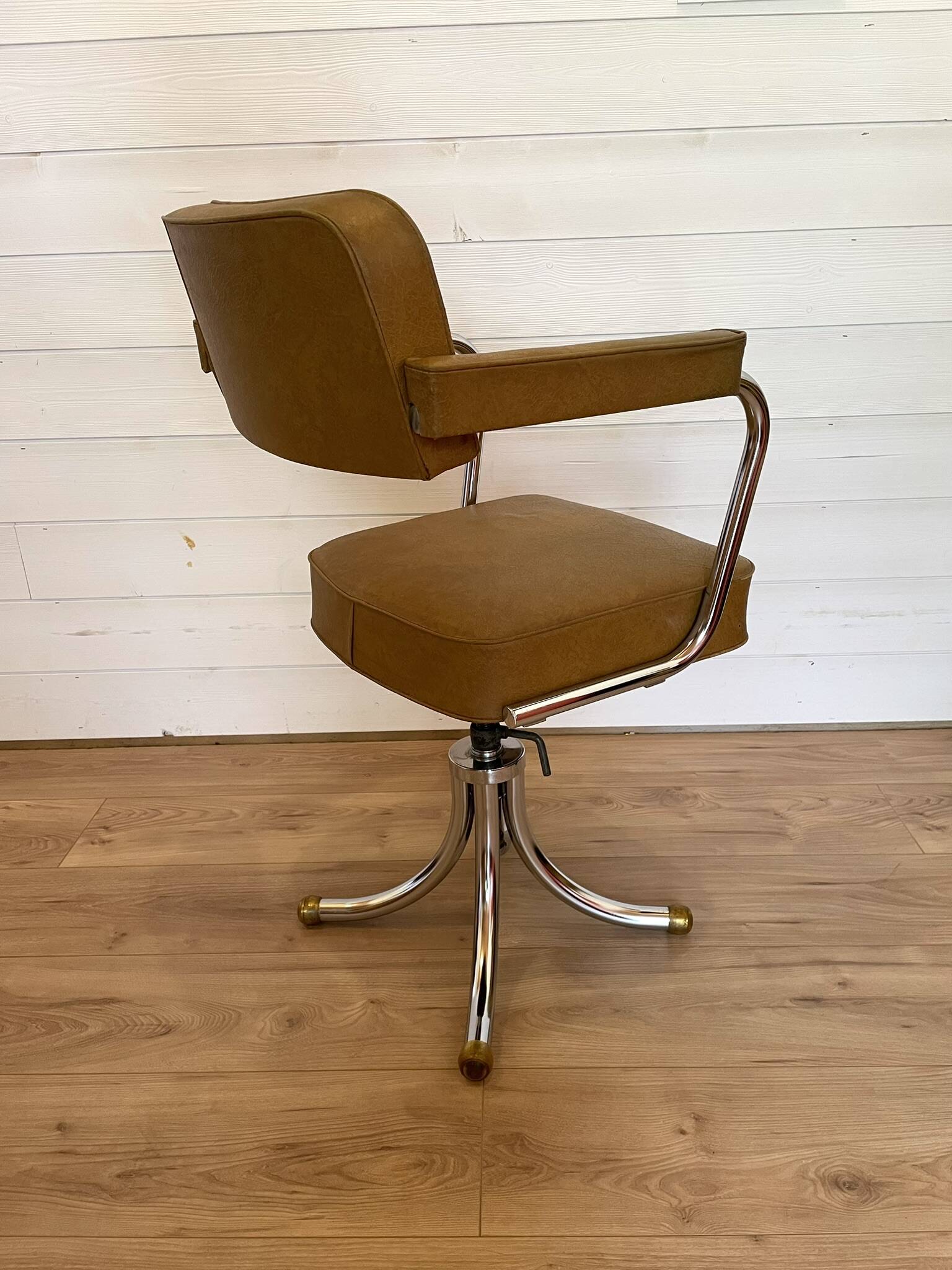 Fauteuil de Bureau Pivotant Vintage 1970 – Style Space Age Chrome & Camel