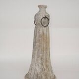 Earth vase with rings