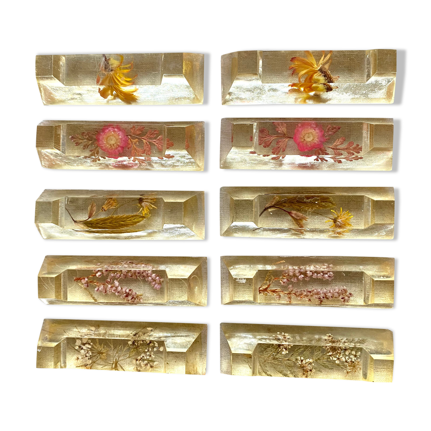 Vintage resin knife holder