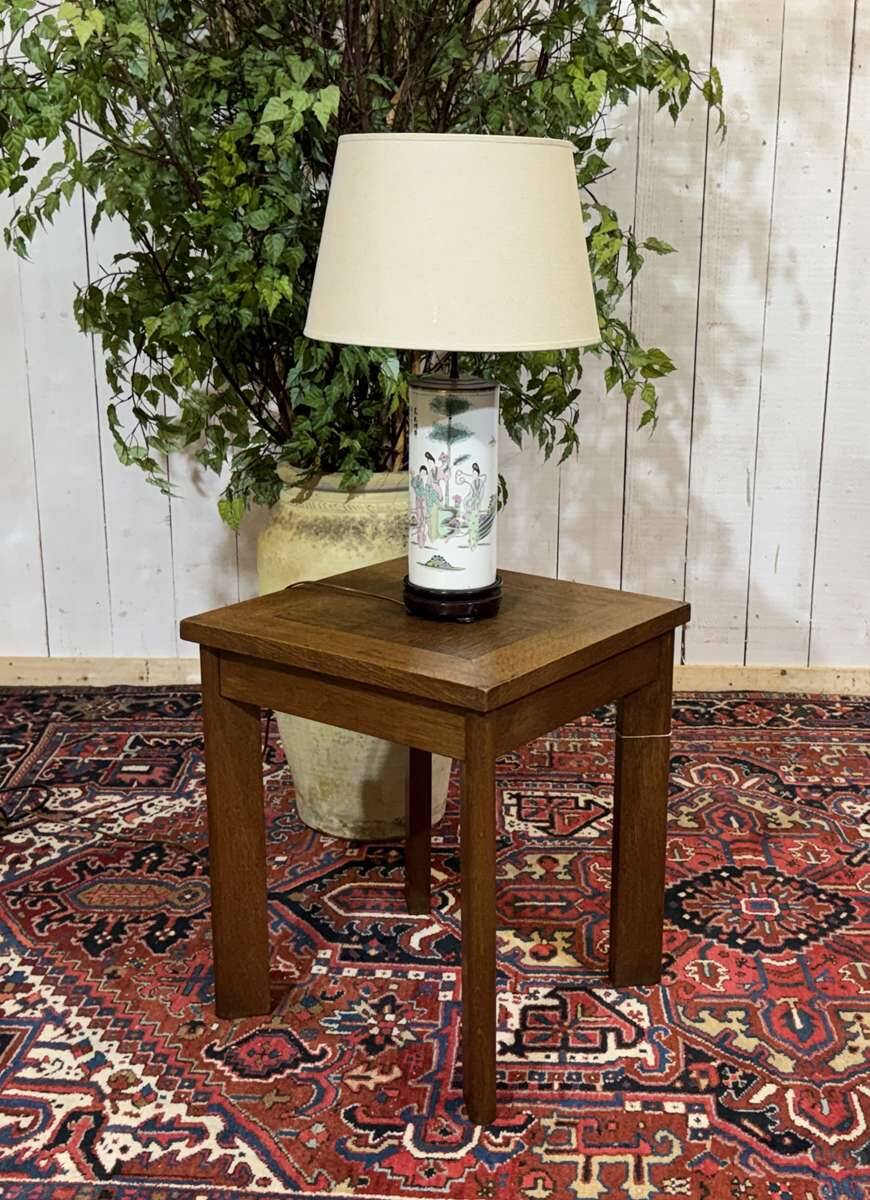 Lamp from the early 20th century - Chinese cylindrical vase in white porcelain.