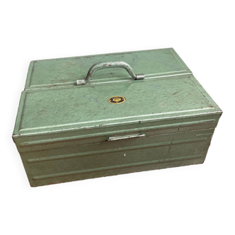 Caisse à outils bhv