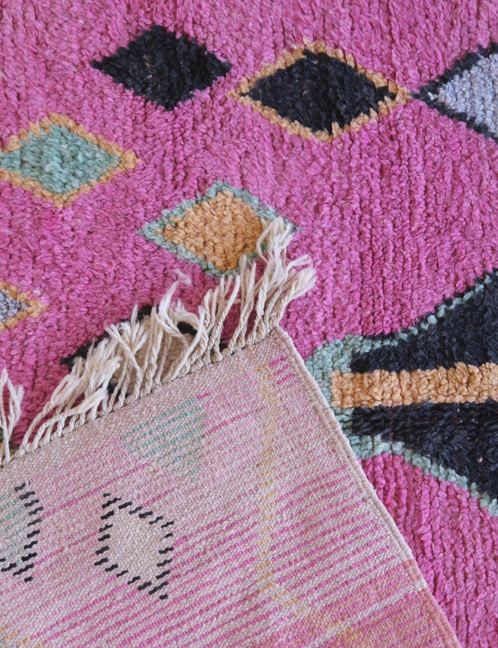 Boujad Rose Rug - 274 x 170 cm