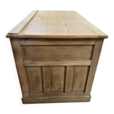 Aerogummed oak desk