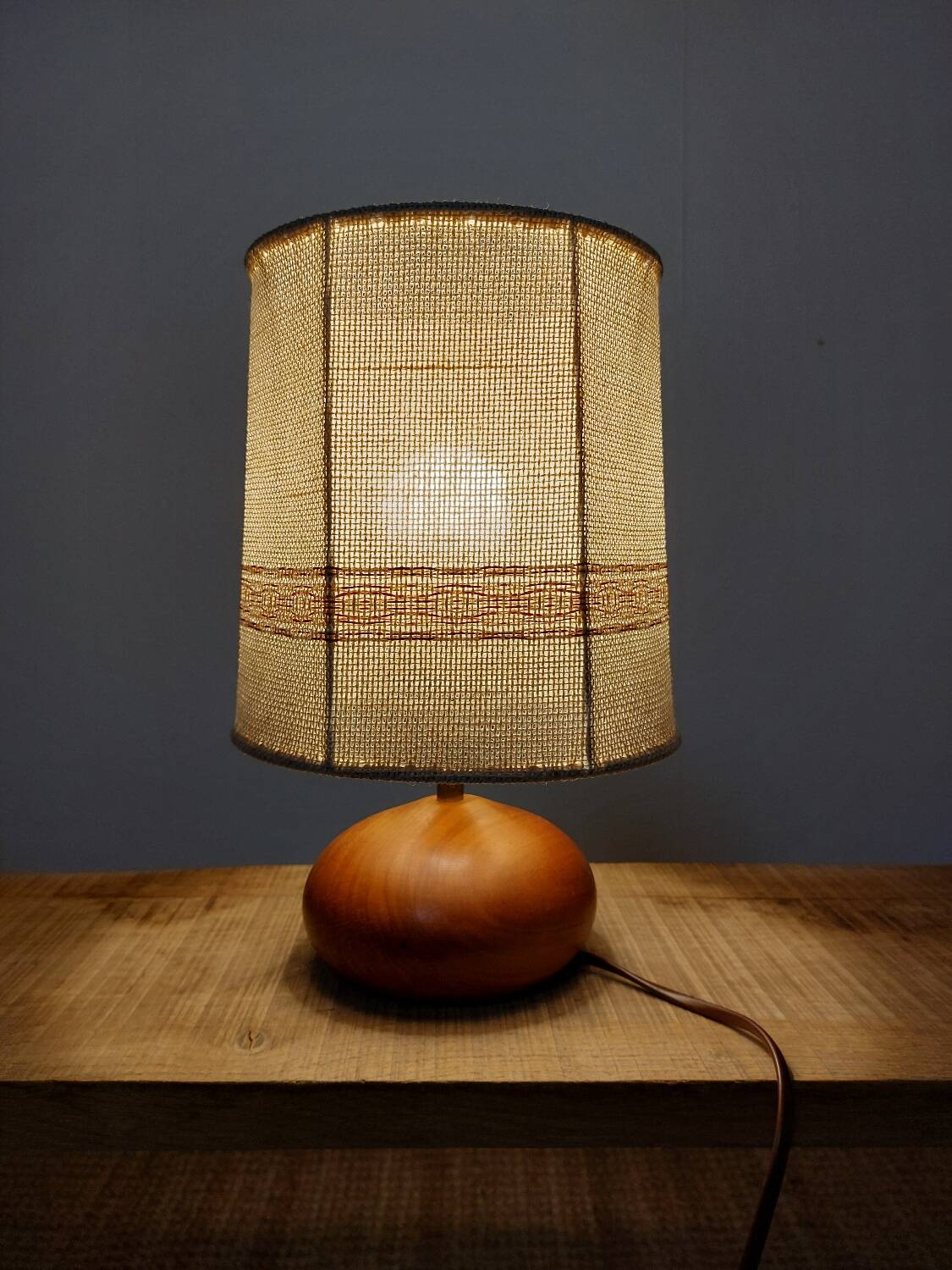 Lampe boule bois 1970 brutaliste moderniste