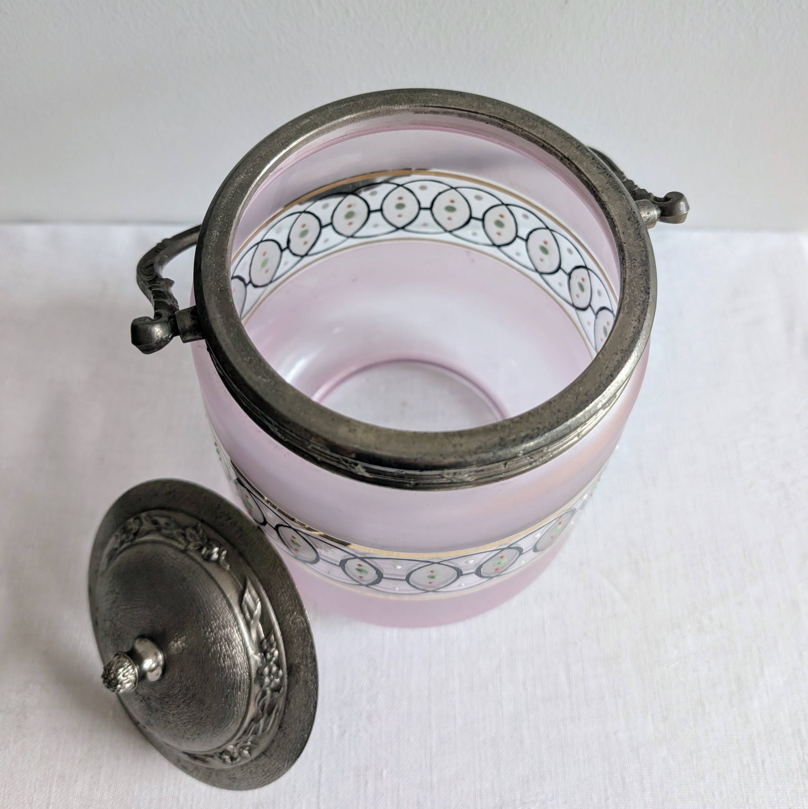 Antique glass bonbonnière in frosted violet with metal mount – Art Nouveau style