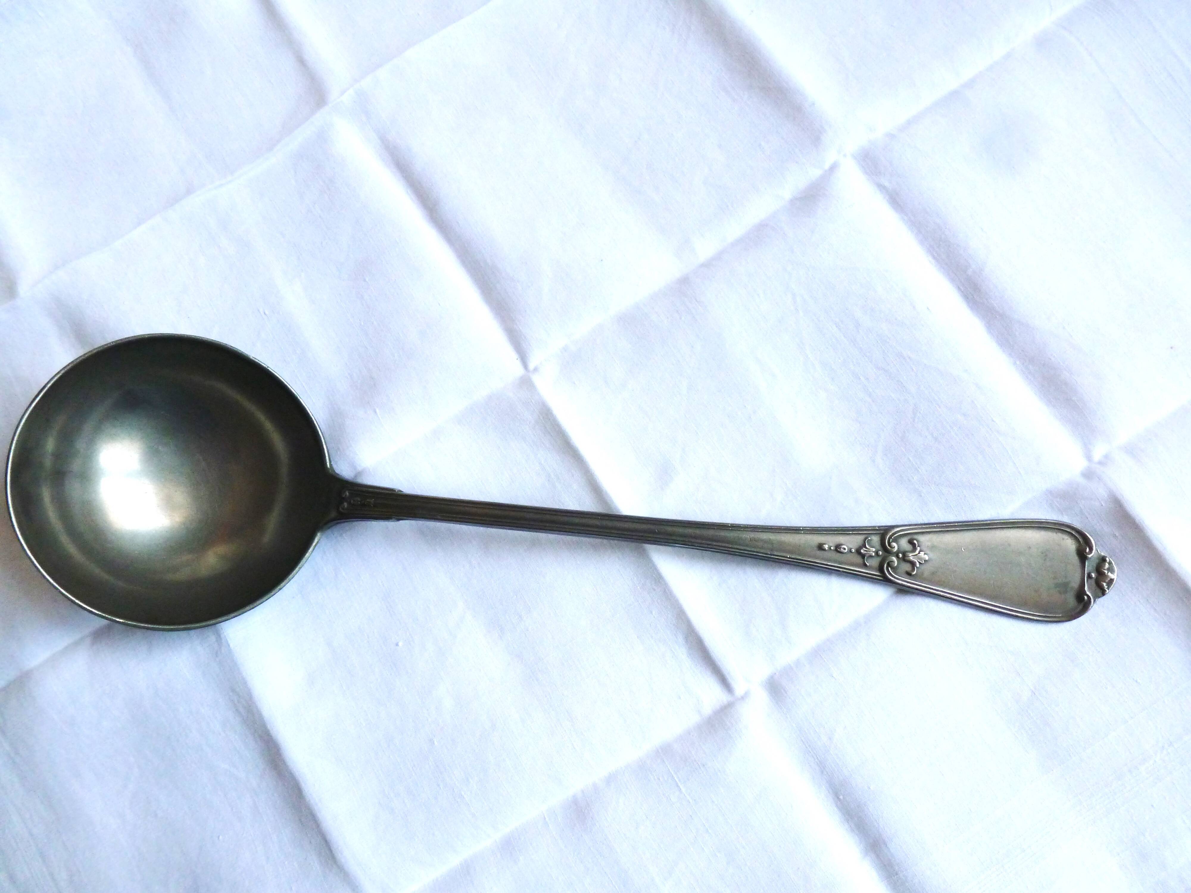 Art Nouveau cutlery with ladle, forks, spoons and ladle