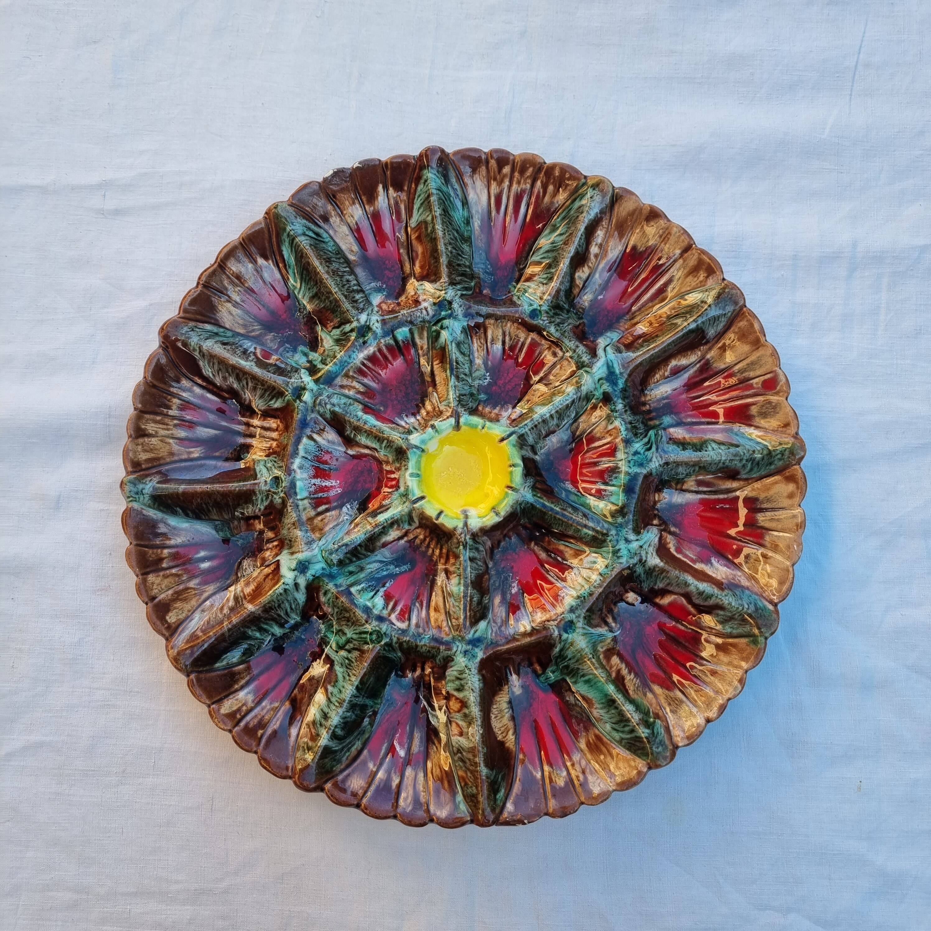 Handmade painted and glazed Barbotina ceramic oyster dish from Vallauris France ann