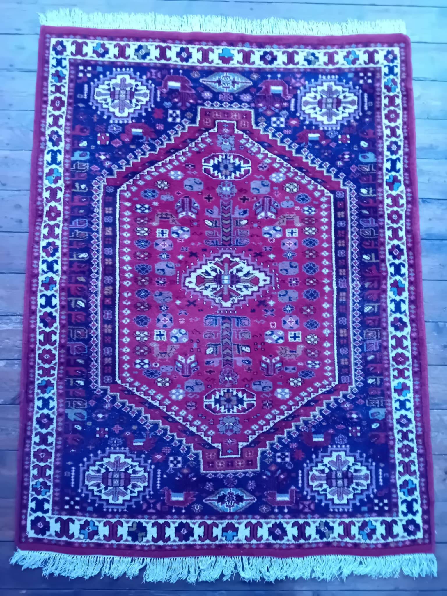 Handmade Indo Abadeh Rug 239x179cm