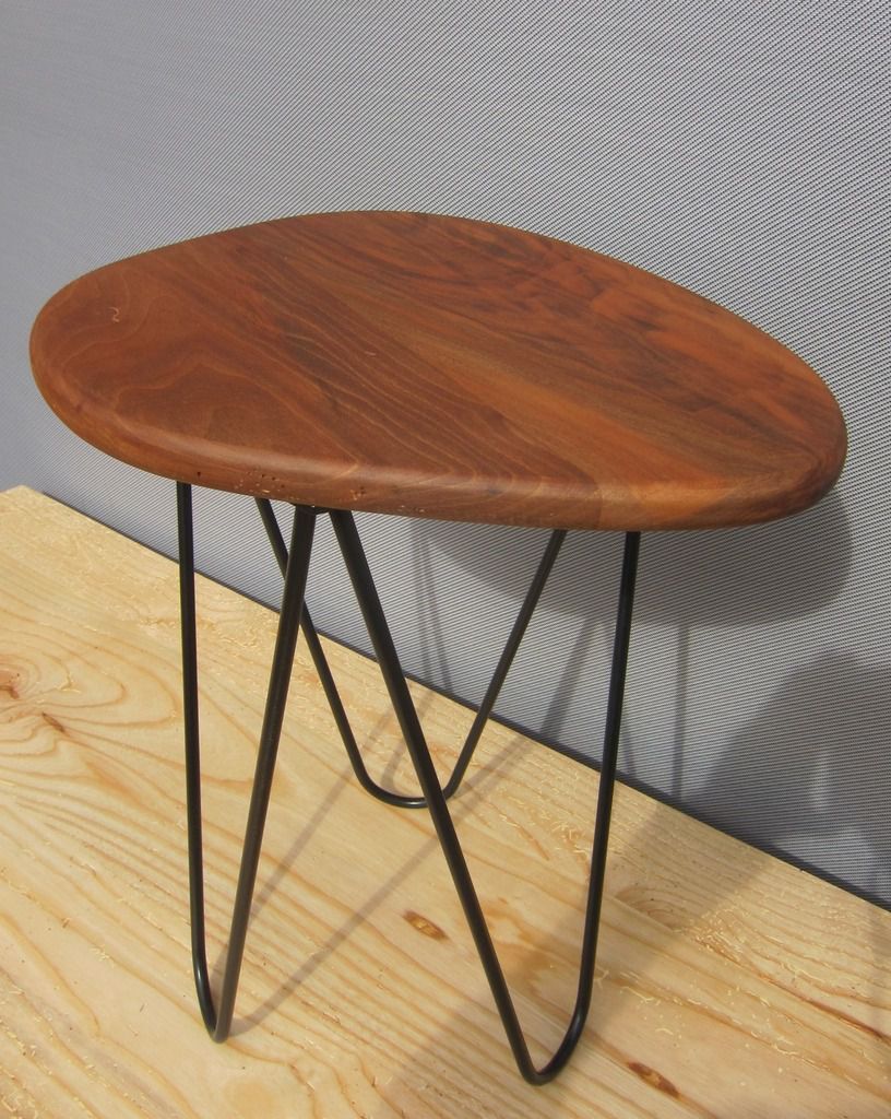 Tripod coffee table base pin