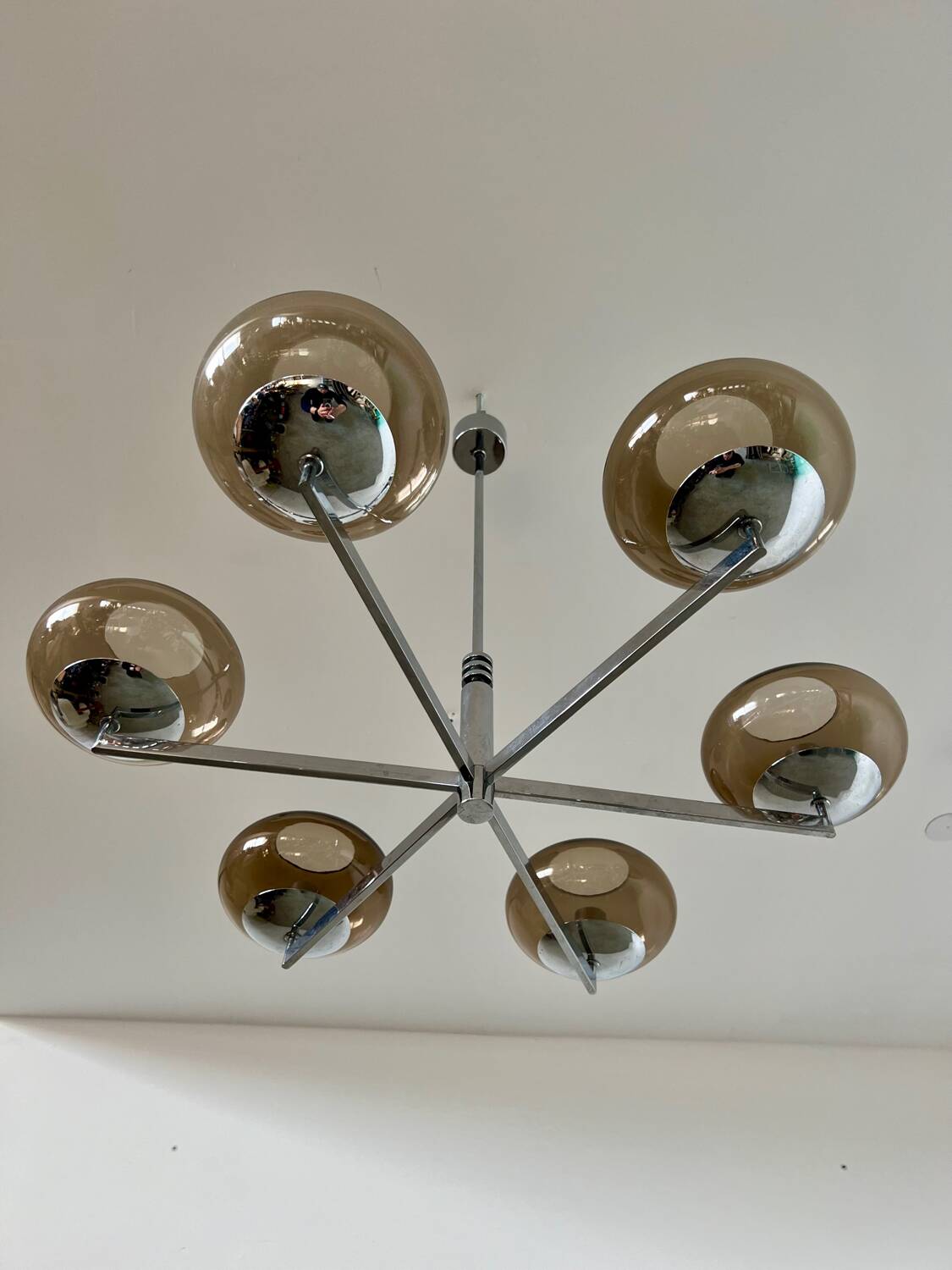 Old 6-light chandelier designed by Sciolari in chrome metal and smoked glass, 70s vintage