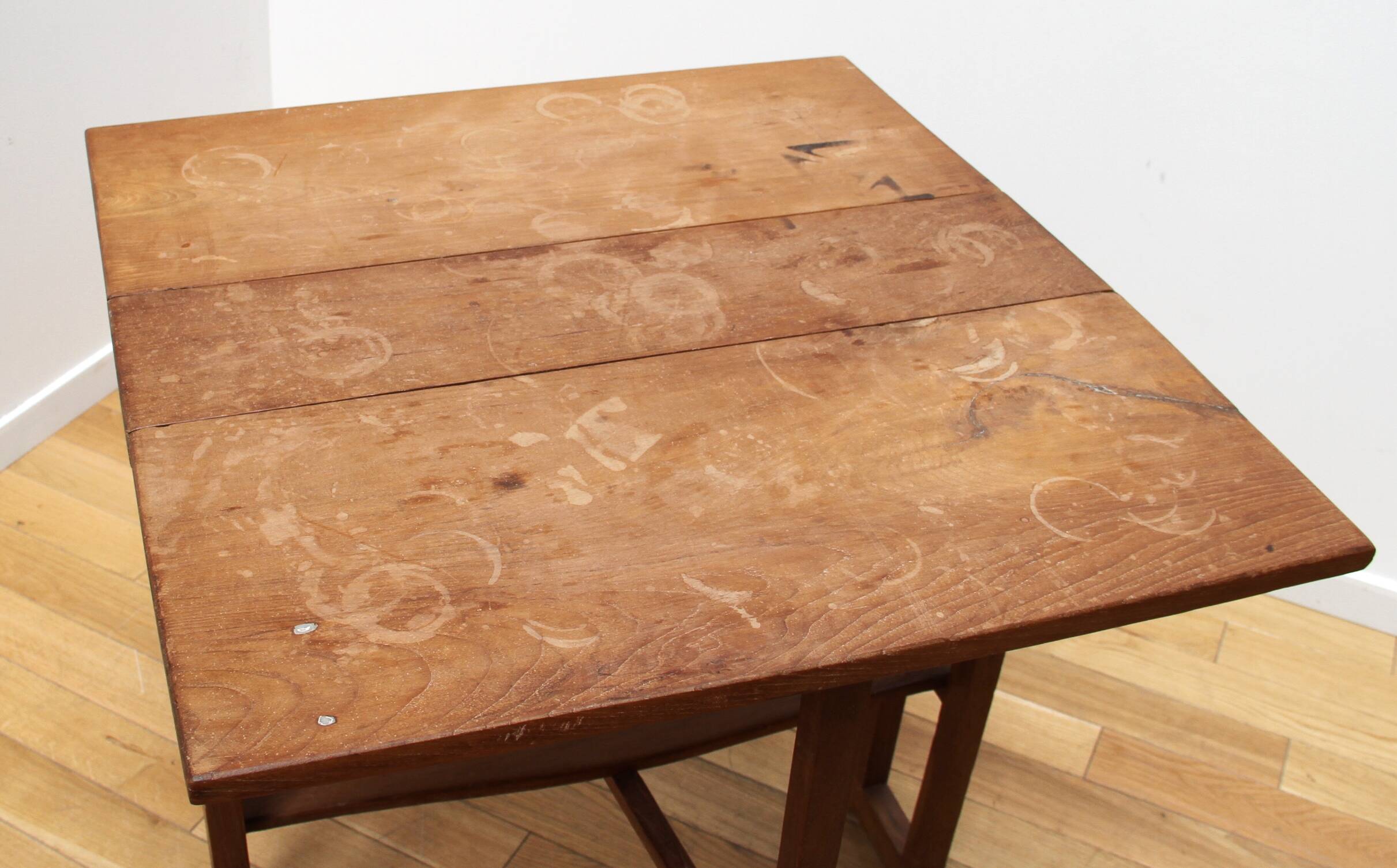 Vintage English server