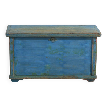 Coffre ancien peint en bleu en pin – Europe centrale, vers 1900