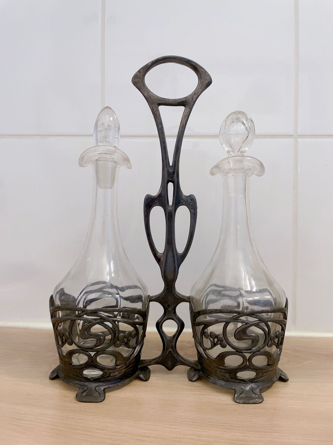 Art Nouveau table servant