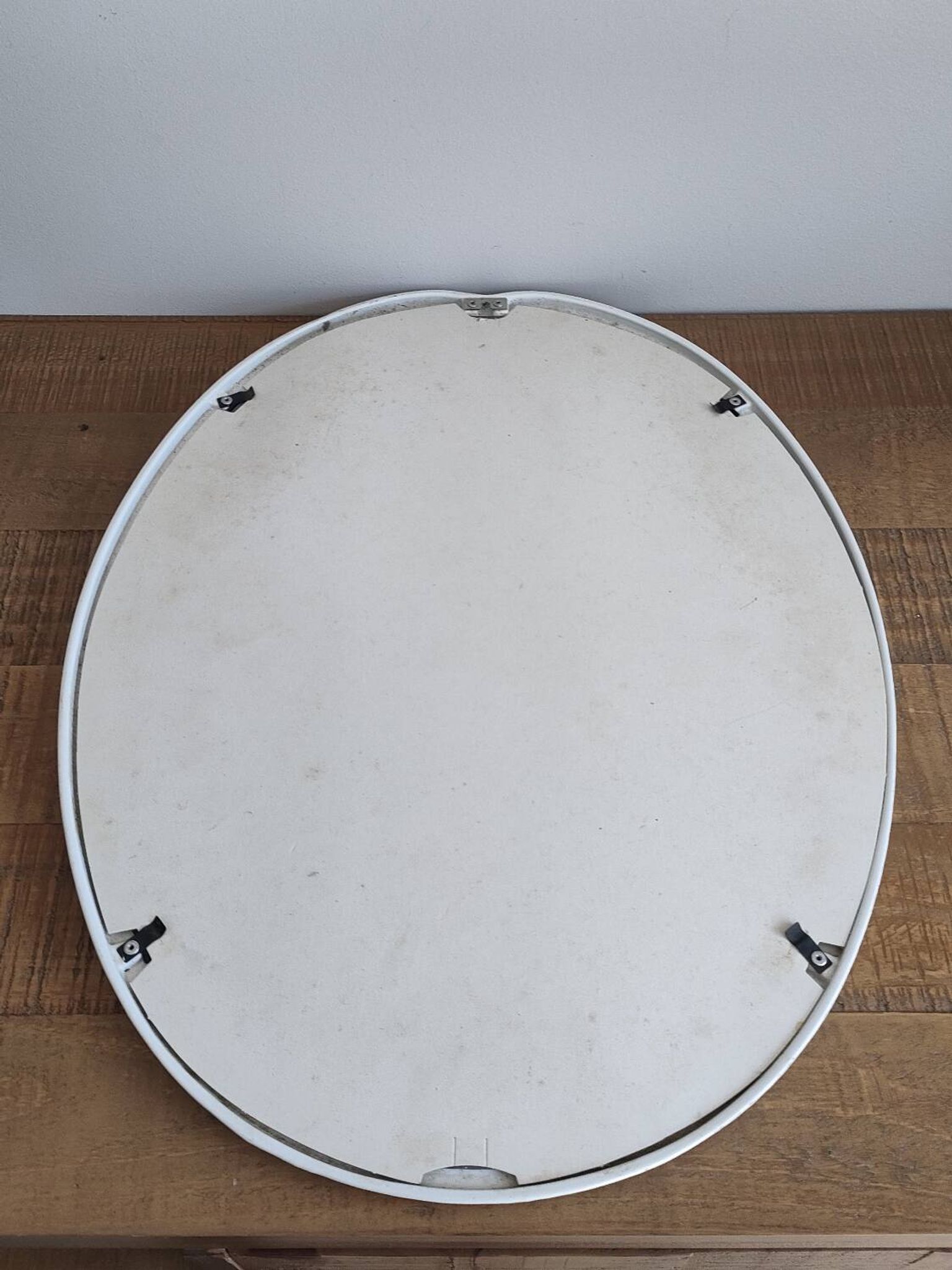 Ancien Miroir Ovale En Fonte - Blanc - Vintage - 48 x 38,5 cm.