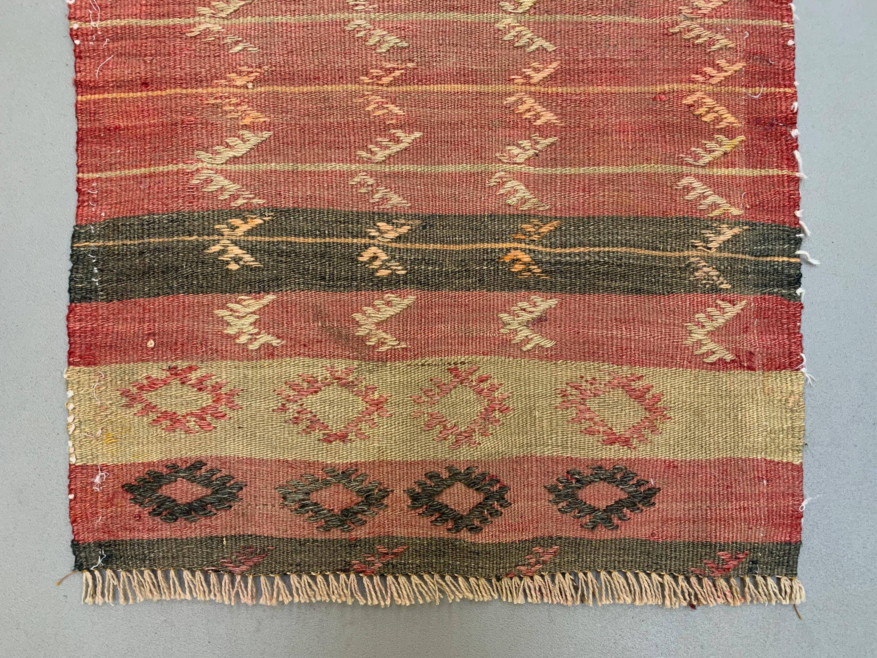 Vintage Turkish Mini Kilim 85x55 cm Wool Small Kelim Runner, shabby Chic