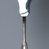 Cuillère à miniardise ancienne en argent