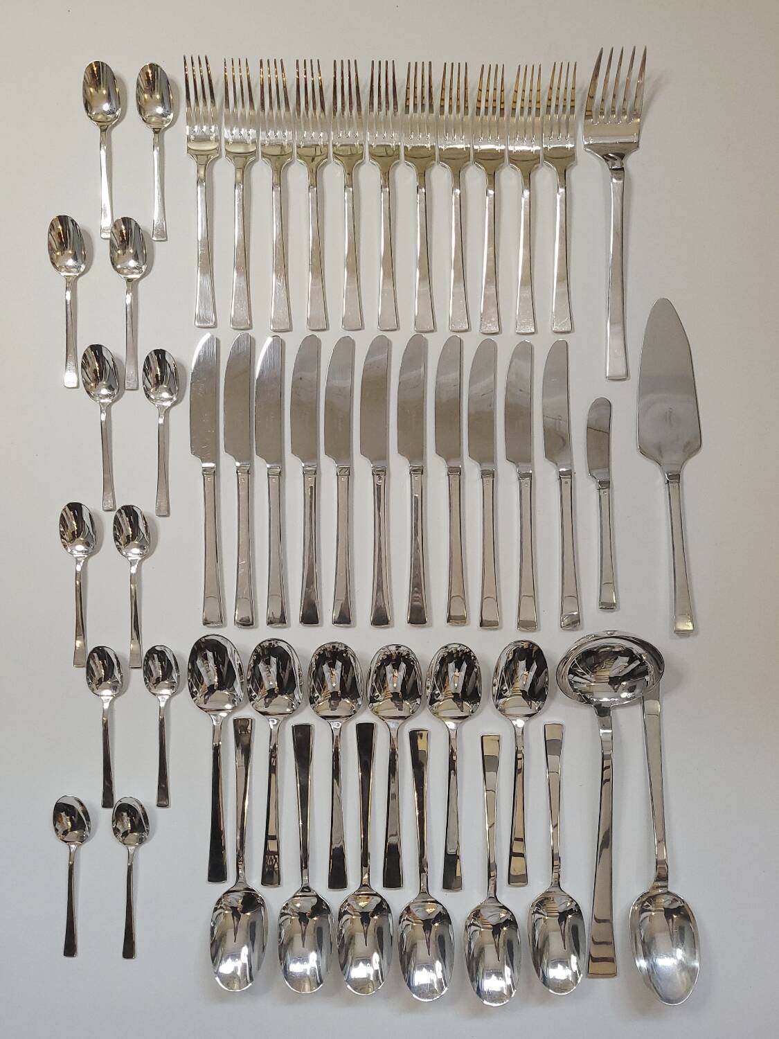 Christofle "Concorde" cutlery set – Icon of French design 1970, 53 pieces