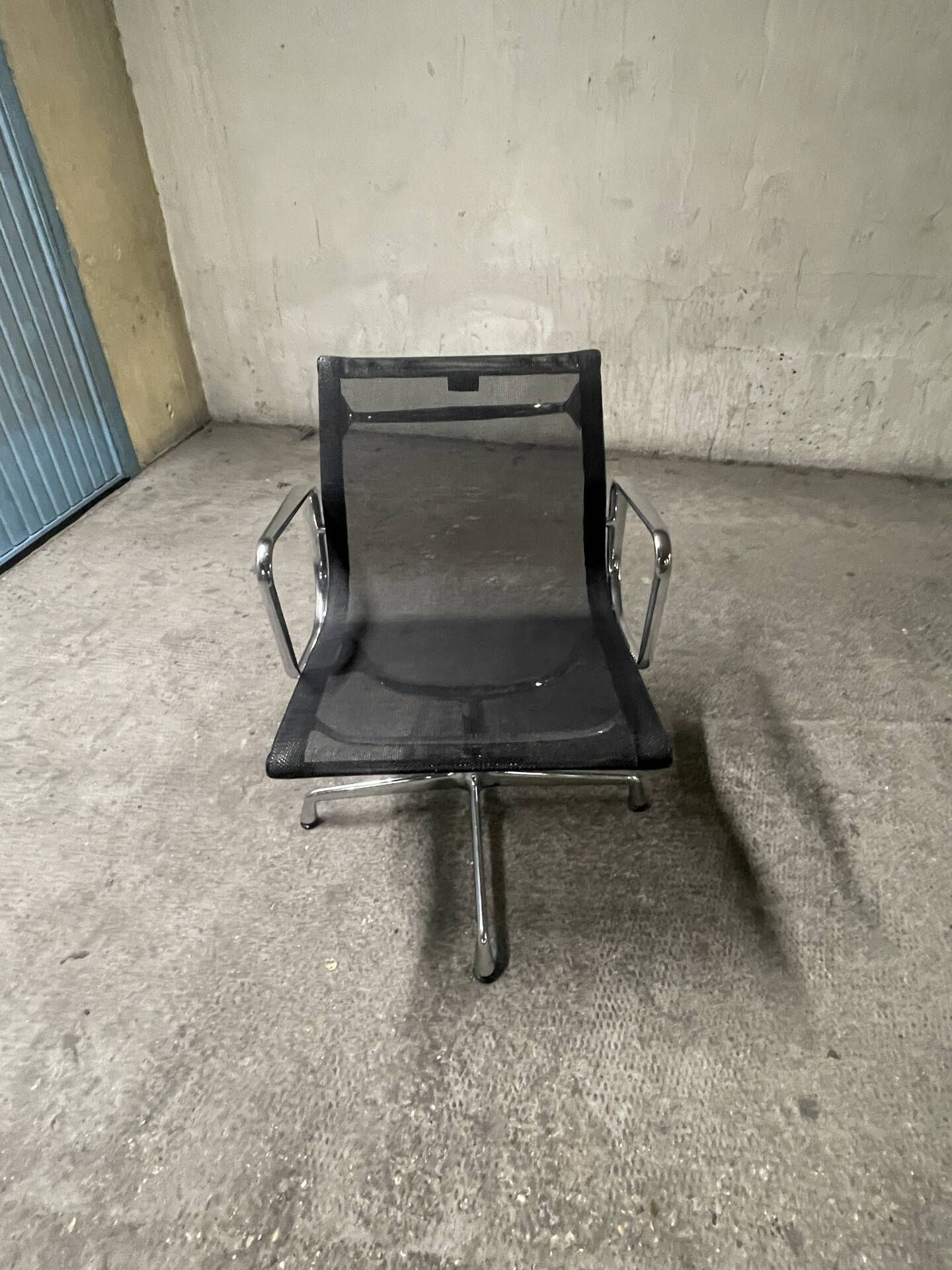 Fauteuil de bureau EA108 Vitra Eames