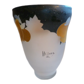 Vase art deco en verre souffle depoli peint a la main décor fruits signé helios