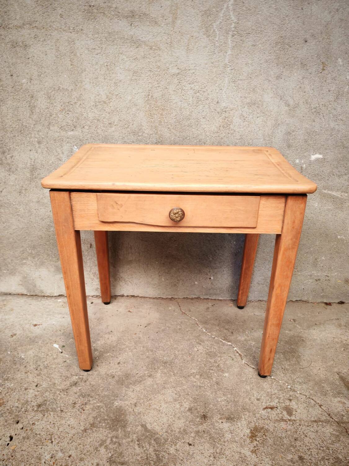 Small children's desk or side table.