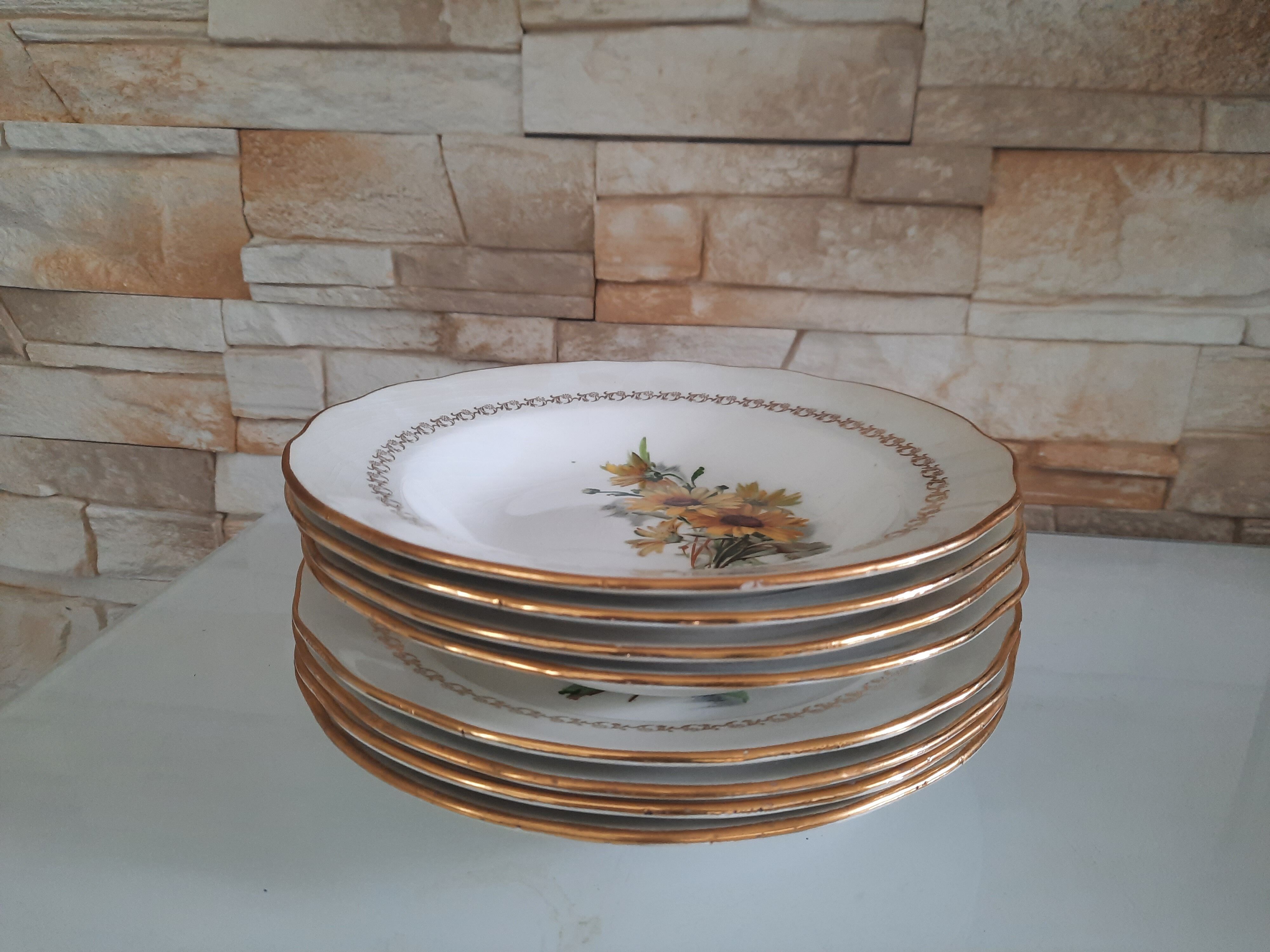 Lot plates Gien model marguerite