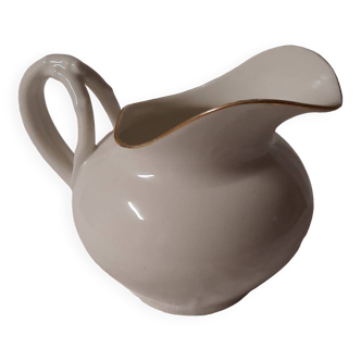 Porcelain jug