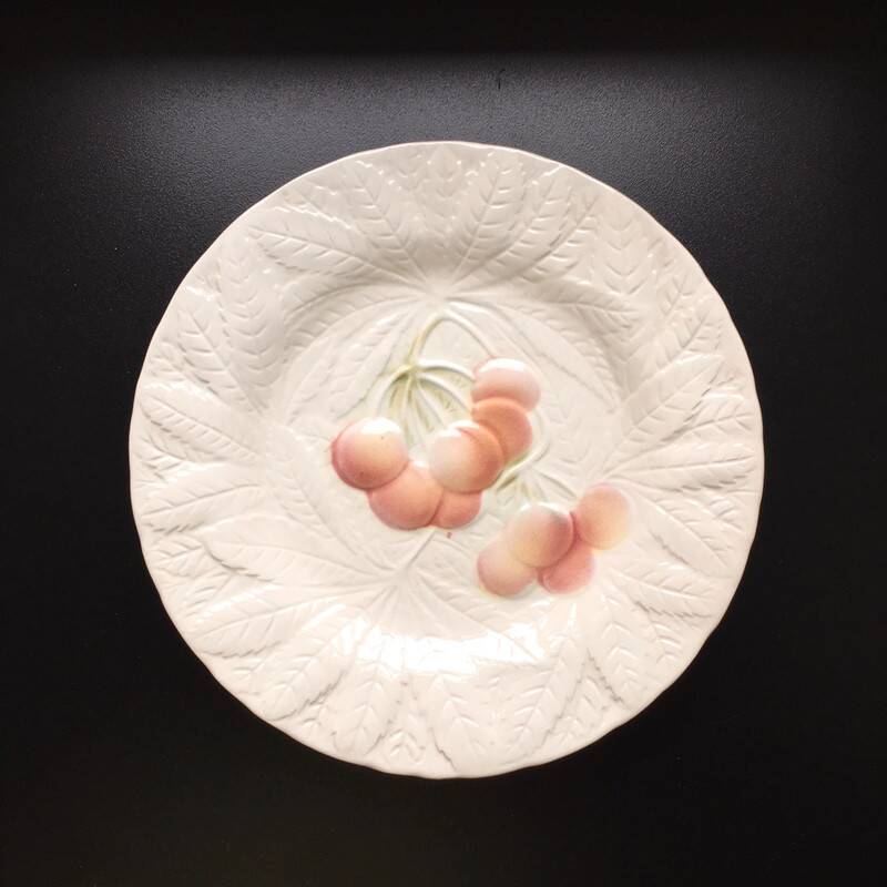 Barbotine Salins Cherry Plate 19.5 cm