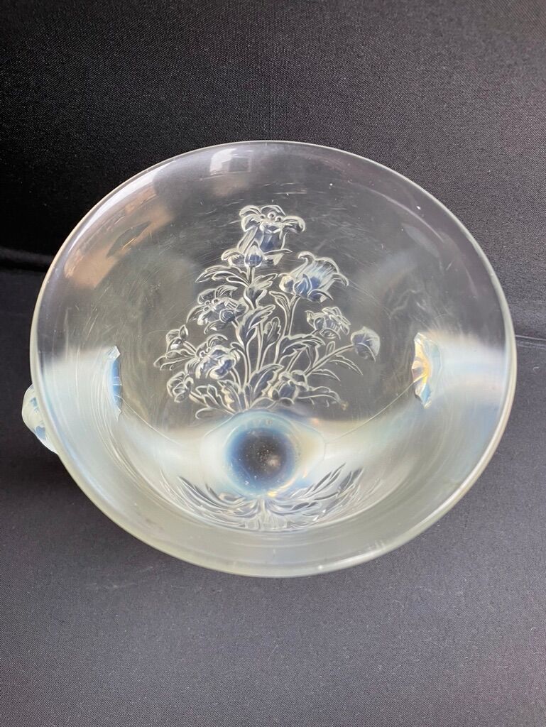 Large vase with 2 Art Deco handles signed Verlys