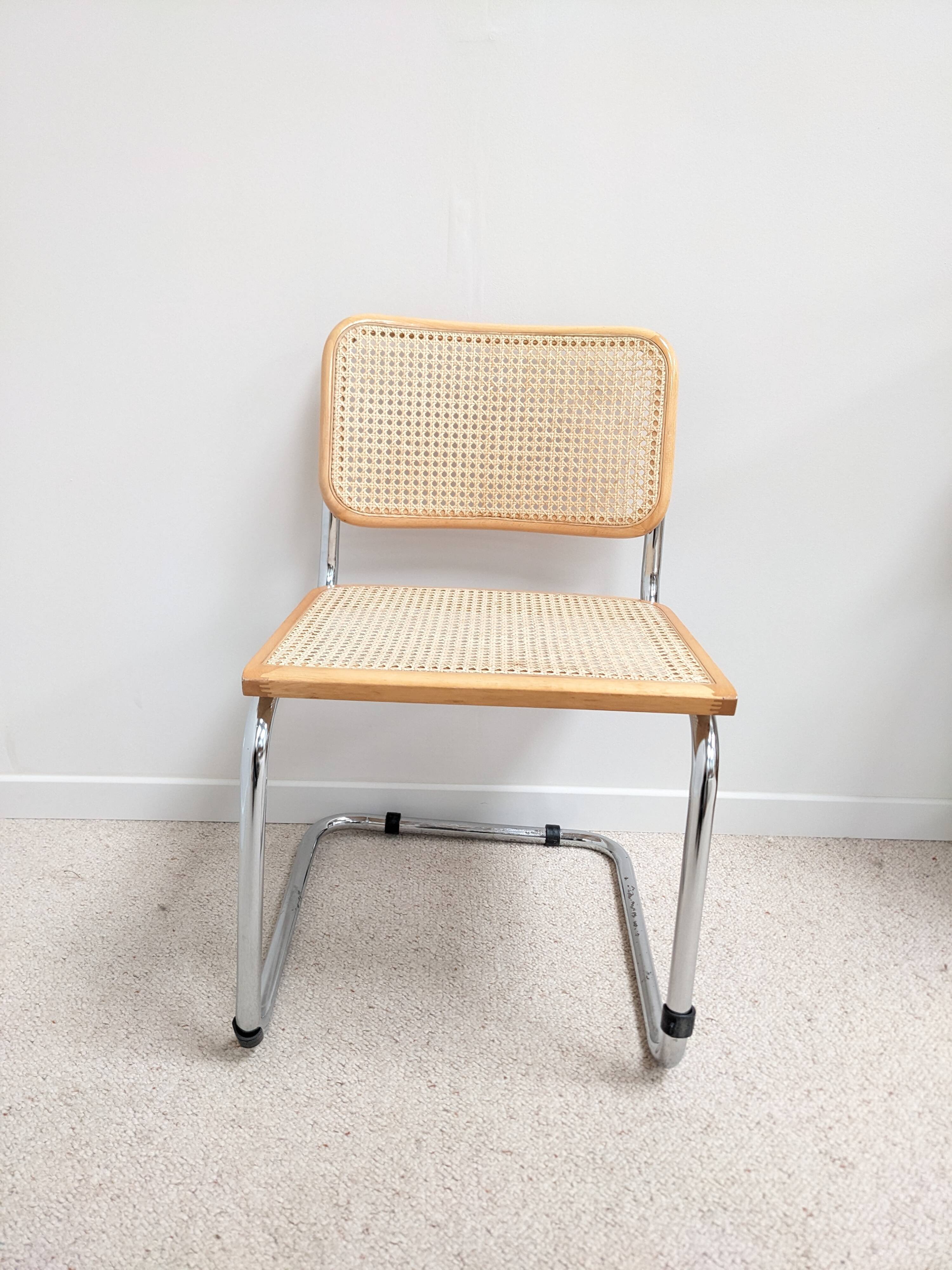 1 Cesca B32 chair