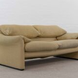Set (2) Cassina Maralunga Sofas in beige Bouchlé-Fabrics by Vico Magistrett