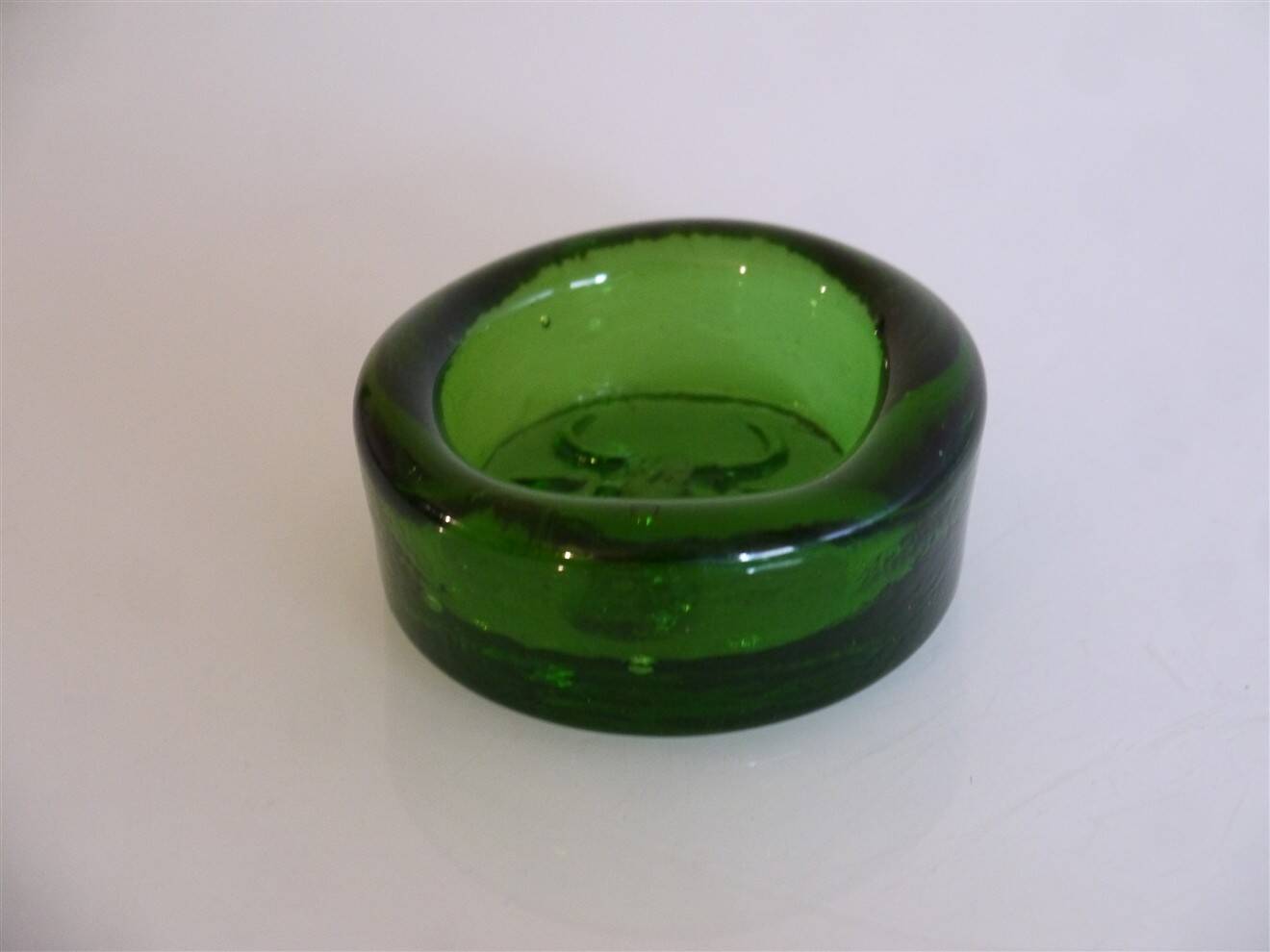 Glass ashtray by Erik Hoglund
