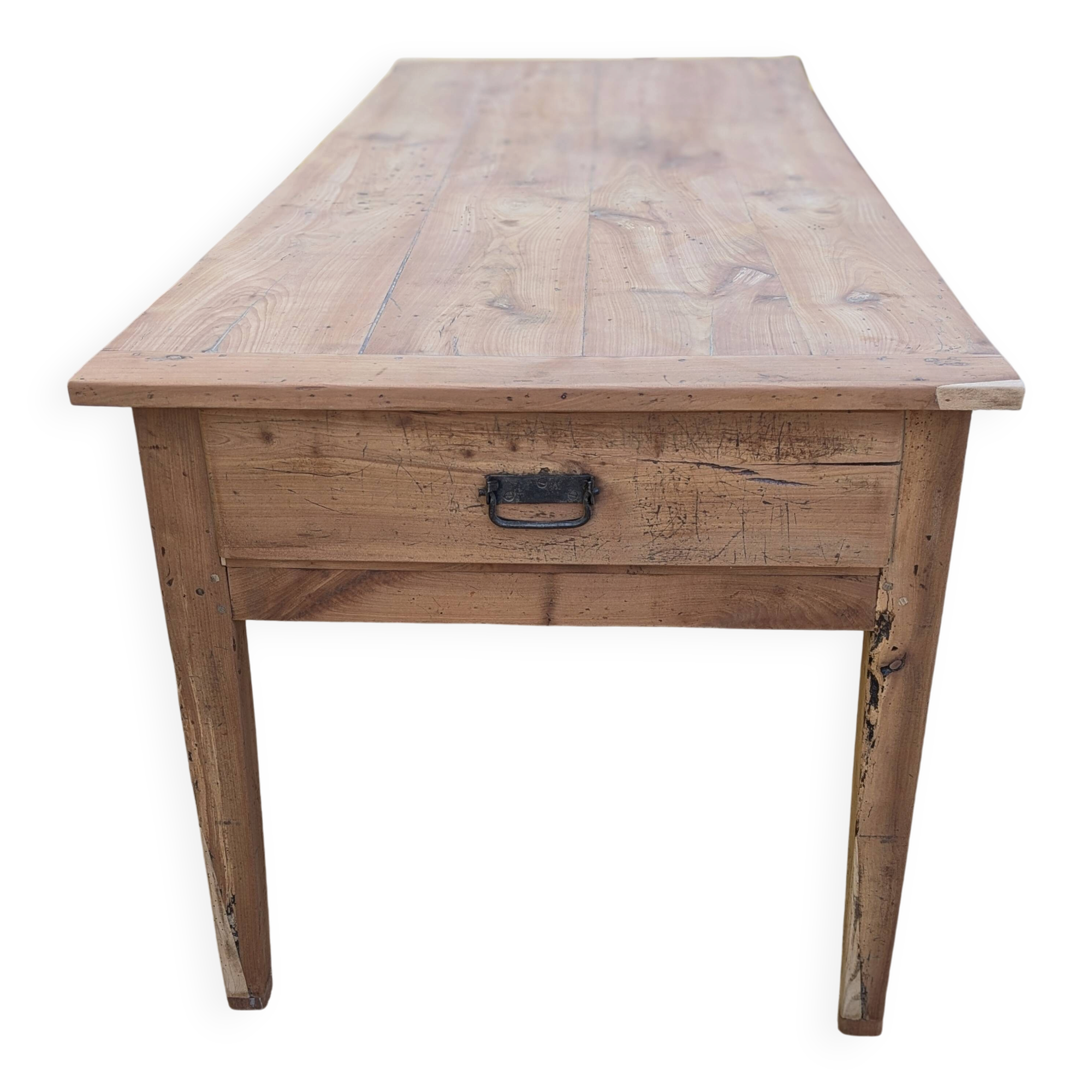 Farm table